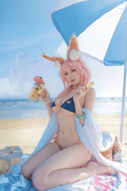 [Net Red COSER Photo] Anime blogger uki mùa mưa - Áo tắm bên bờ biển phía trước Tamamo