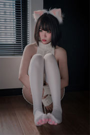 [Net Red COSER Photo] Sœur Xuan Xiao - Griffe de chat Chaussettes