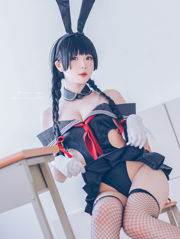 [Ảnh COSER màu đỏ ròng] Weibo Girl Paper Cream Moon Shimo - Uzuki Momoko Sailor Suit Bunny Girl