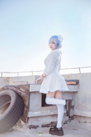 [COS Welfare] Hina Jiao - Rem Weißes Kleid