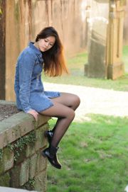 Ragazza taiwanese Emily "Little Fresh Black Silk Cowboy Girl" riprese all'aperto